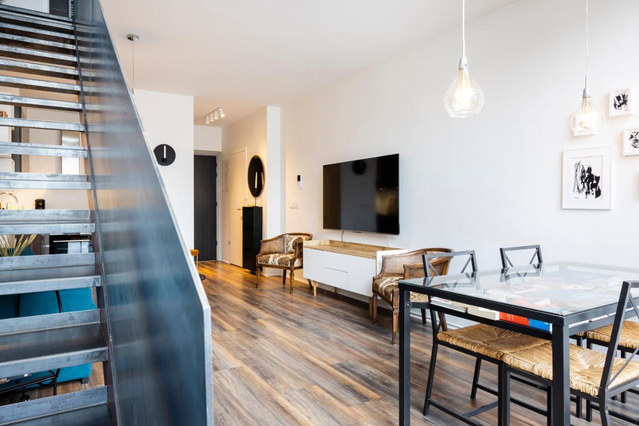 Loft-Style Duplex With Balcony In Downtown Reykjavik Apartment Exterior photo